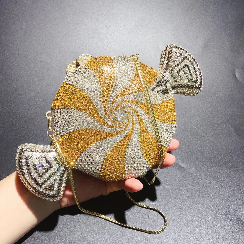 Pochette soirée en strass et diamants pour femme, sac de mariage et fête, design élégant et luxueux.