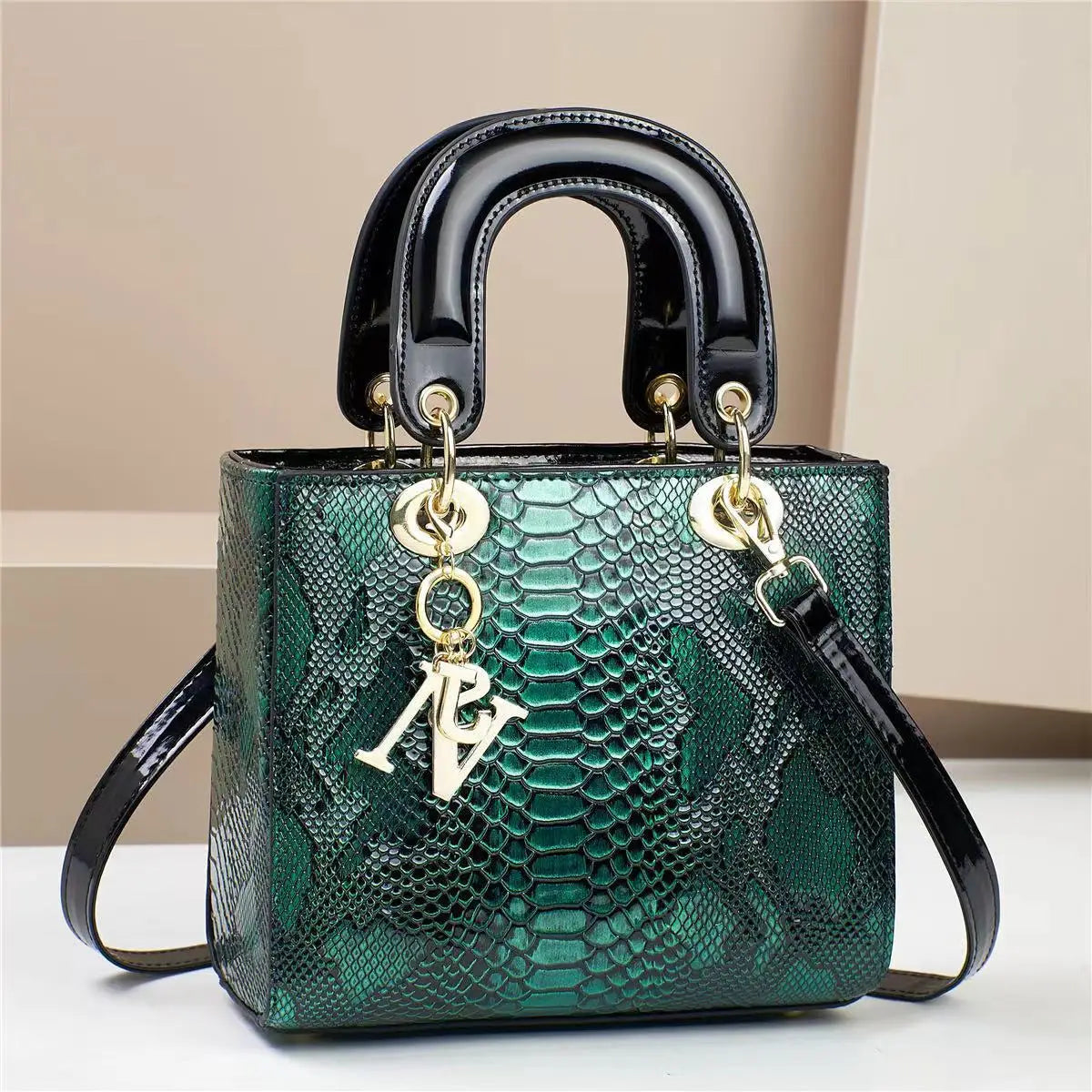 Sac à main femme en toile grande capacité, style casual et tendance 2025, élégant et pratique.