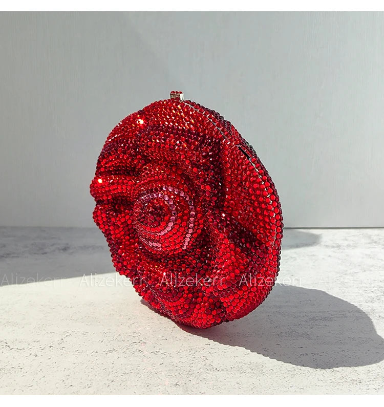 Pochette soirée rose en cristaux et strass, sac de mariage élégant, luxe pour femme, accessoire de fête sophistiqué.