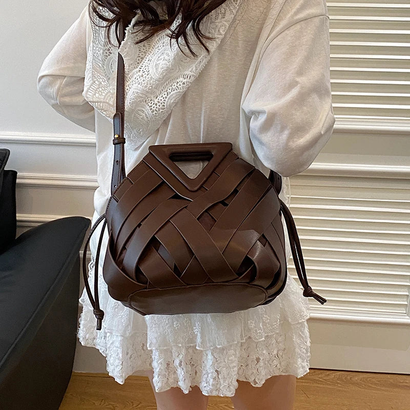 Sac Panier Ajouré Crossbody 2025 - Design Niche Grande Capacité Épaule Femme - badassmood