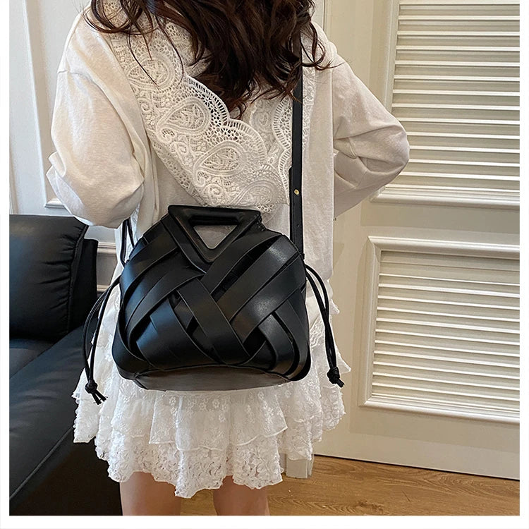 Sac Panier Ajouré Crossbody 2025 - Design Niche Grande Capacité Épaule Femme - badassmood