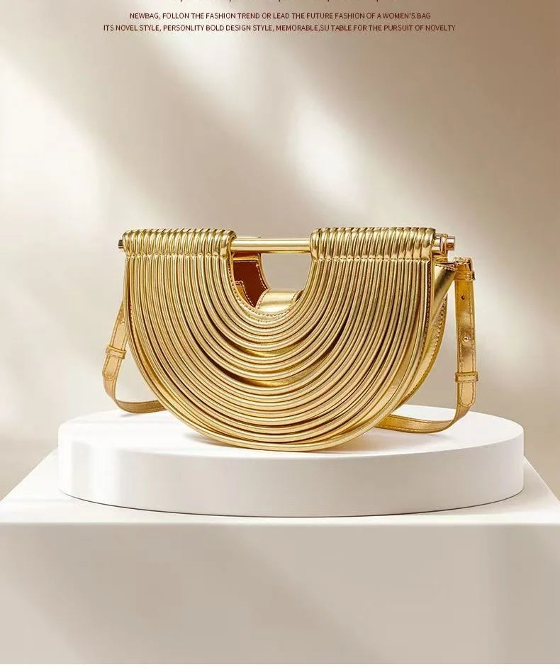 Sac Lune Tissé Doré Luxe Designer 2026 - Hobo Cuir Argent Clutch Soirée Femme - badassmood
