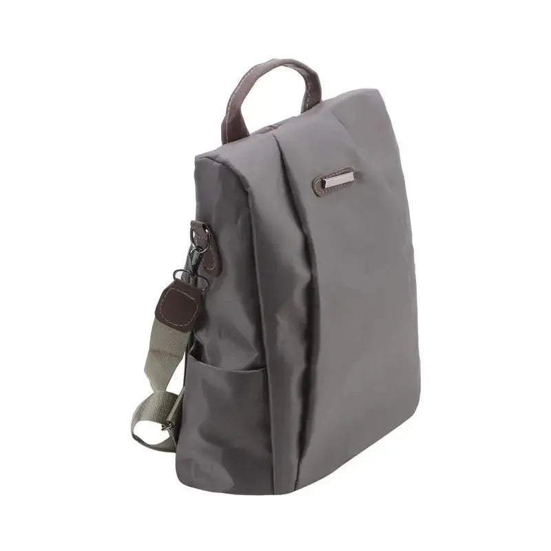 Sac à dos femme multifonction avec bandoulière amovible, style décontracté et tendance, en tissu noir avec poches pratiques.