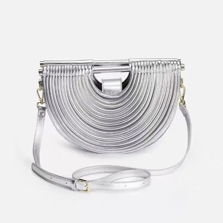 Sac Lune Tissé Doré Luxe Designer 2026 - Hobo Cuir Argent Clutch Soirée Femme - badassmood