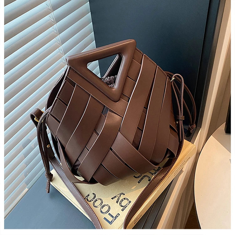 Sac Panier Ajouré Crossbody 2025 - Design Niche Grande Capacité Épaule Femme - badassmood