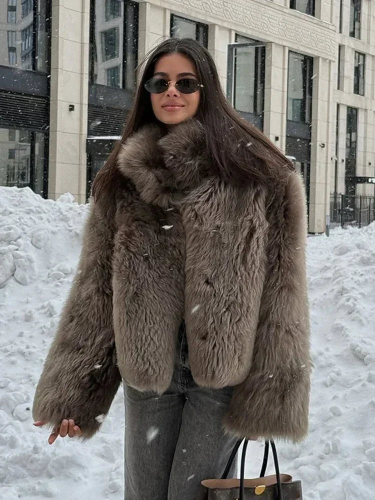 Veste Fausse Fourrure Courte Élégante 2025 - Manteau Col Montant Boutons Femme - badassmood