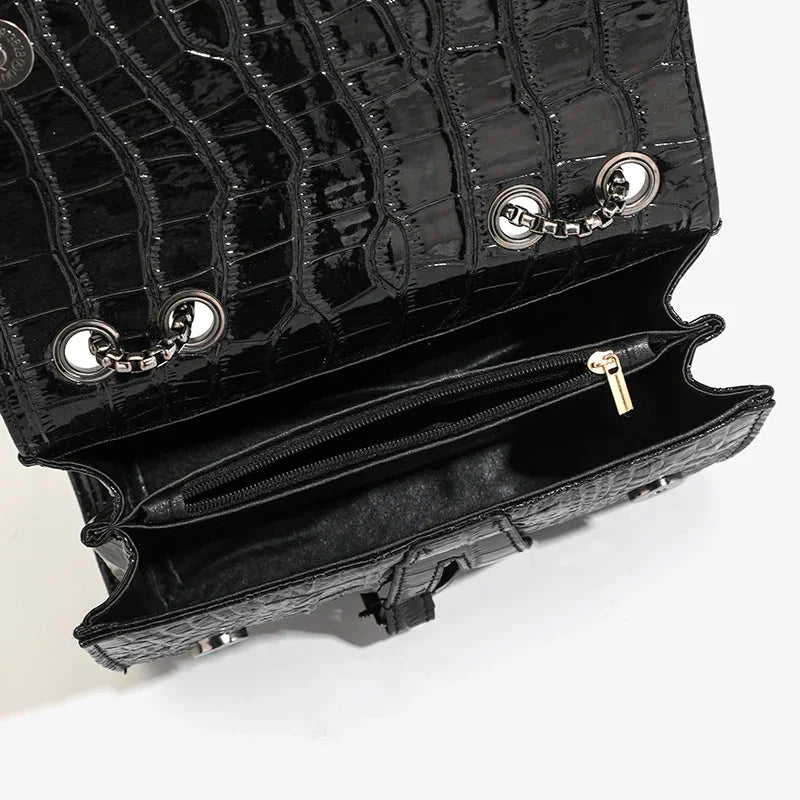 Sac à main femme avec sequins brillants et chaînes dorées, sac bandoulière luxe et casual pour femme.