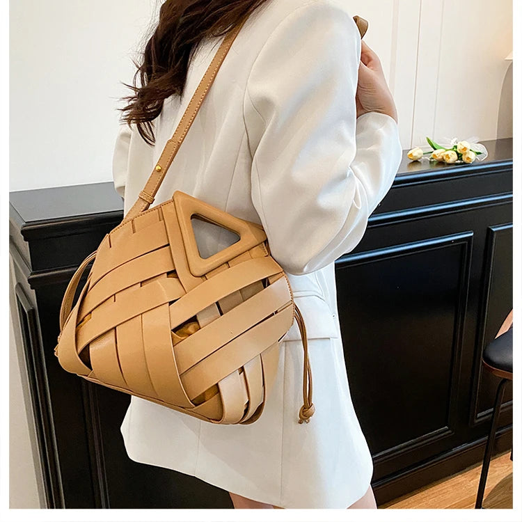 Sac Panier Ajouré Crossbody 2025 - Design Niche Grande Capacité Épaule Femme - badassmood