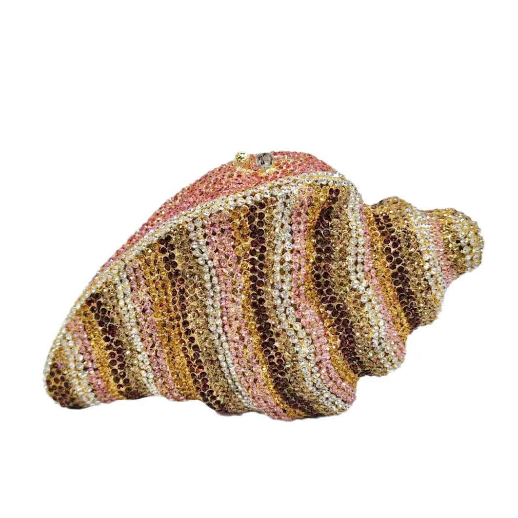 Pochette soirée en coquillage avec cristaux et strass, sac de mariage élégant pour femme, luxe et glamour.