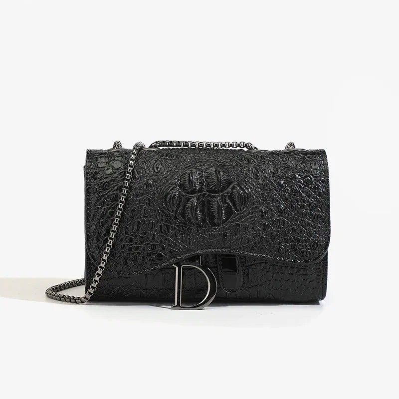 Sac à main femme en sequins brillants et chaînes dorées, style luxe casual, sac bandoulière élégant et tendance.