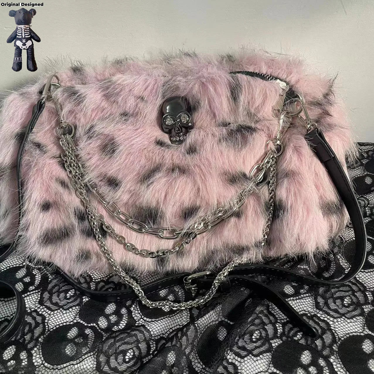 Sac à main en peluche léopard rose, style Y2K punk, bandoulière pour femme, tendance et original.