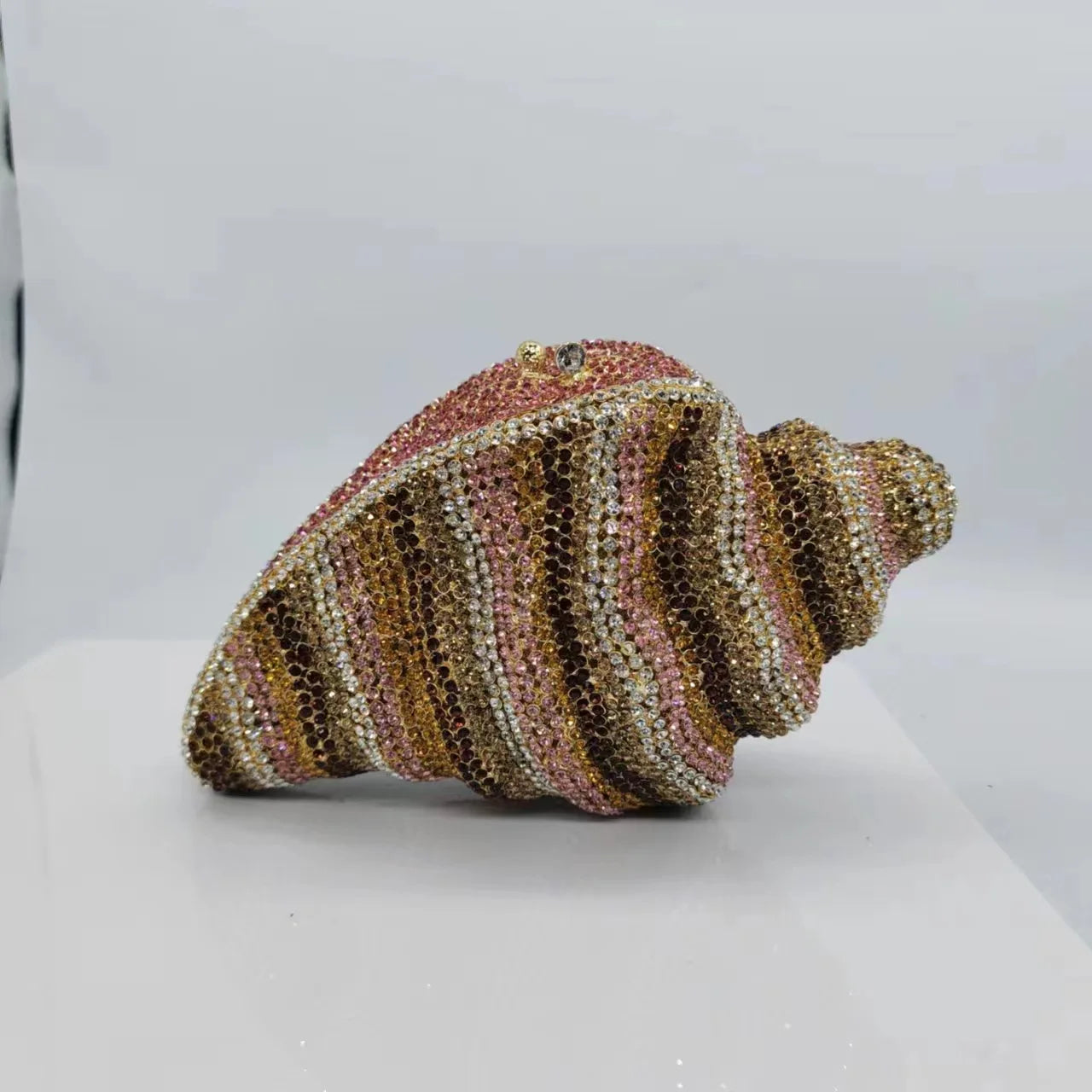 Pochette de soirée en coquillage avec cristaux et strass, sac de mariage élégant pour femme, design luxe et sophistiqué