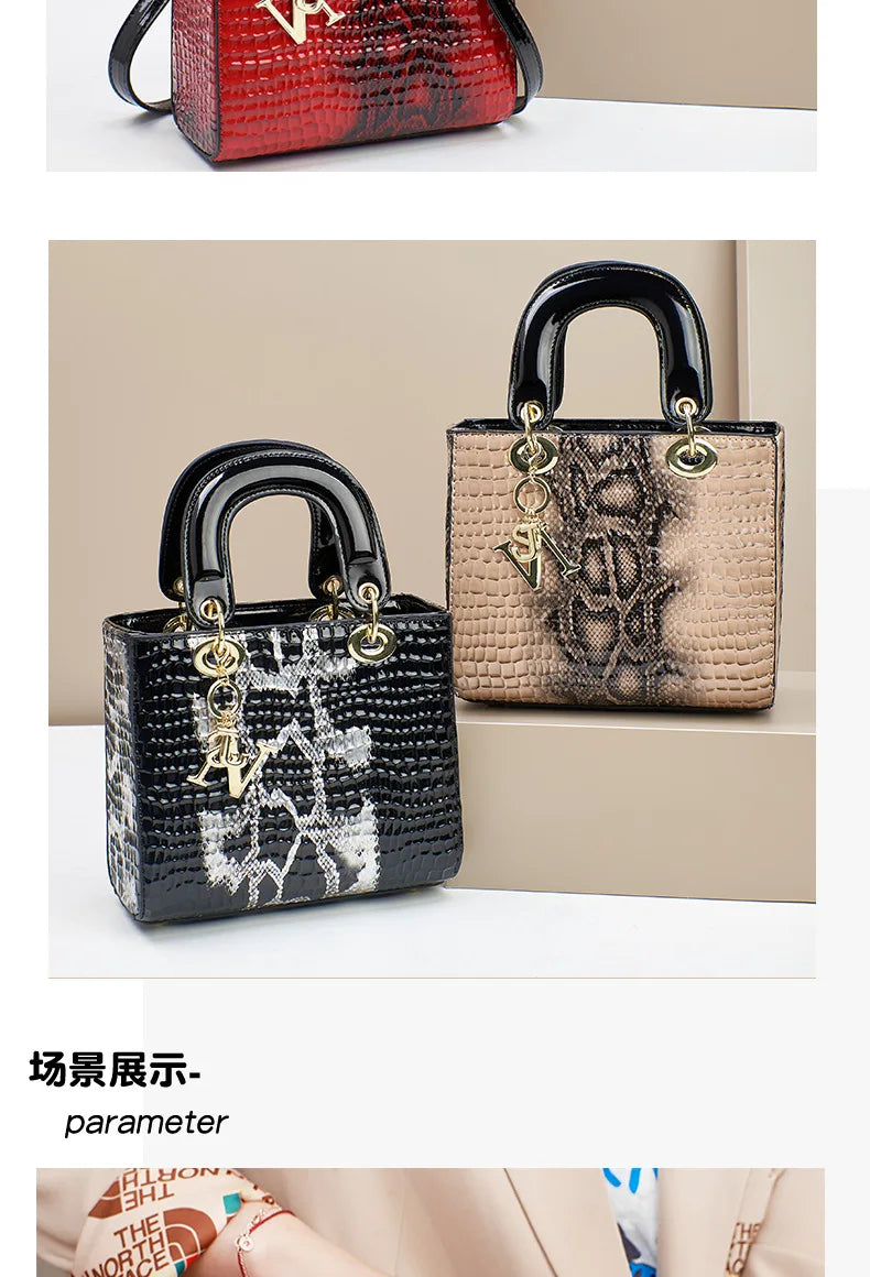 Sac à main femme en toile avec grande capacité, style casual et élégant, tendance 2025, vue de face avec poignées en cuir.