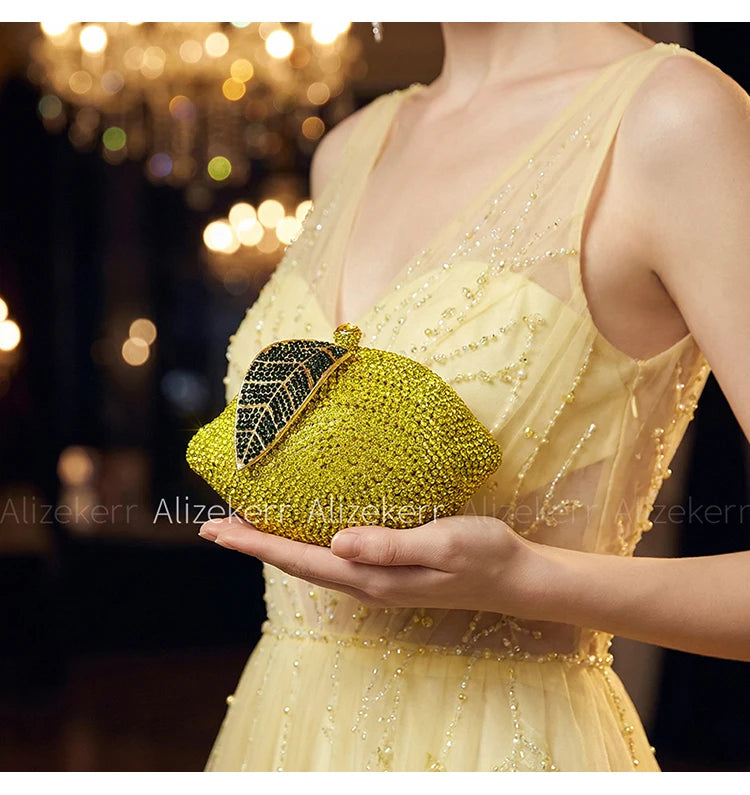 Pochette de soirée en citrons avec strass et diamants, sac élégant pour mariage et fête, design luxe pour femme.