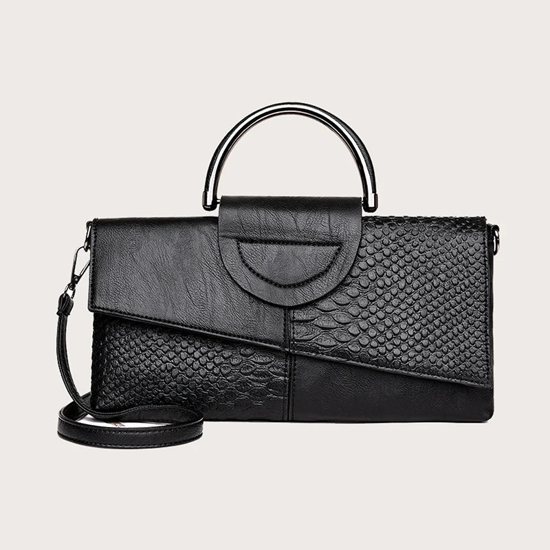 Pochette enveloppe femme soirée badassmood.com, clutch élégante avec bandoulière et fermeture éclair, style tendance.